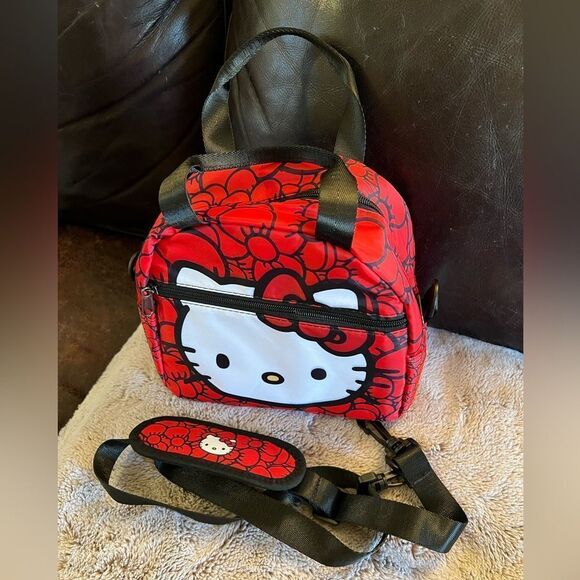 Hello Kitty Insulated Lunch Bag - Picture 1 of 8